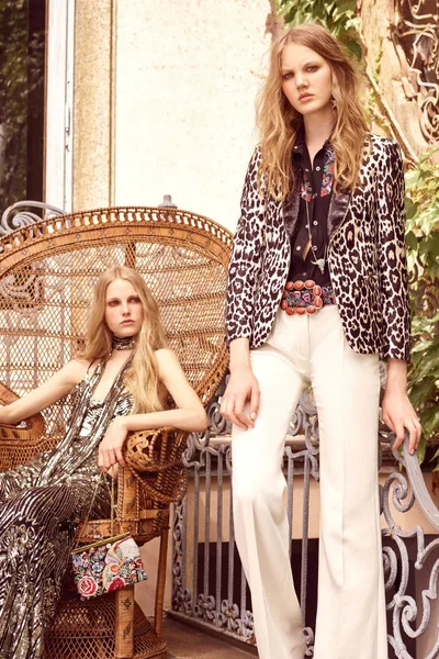 Look 9